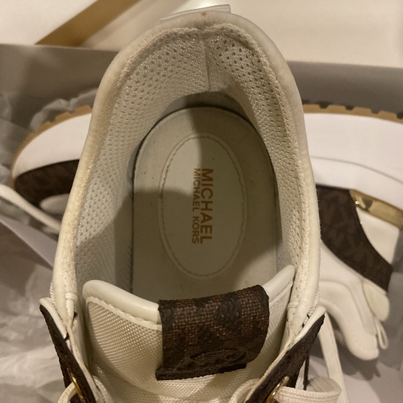 Muse trainer - Picture 3 of 6